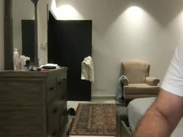 Ttimmike Chaturbate stream image from May 04, 2026
