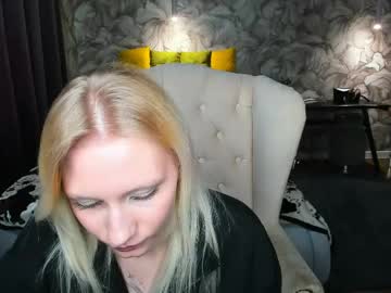Elizabeth_Adamss Chaturbate stream image from May 04, 2026