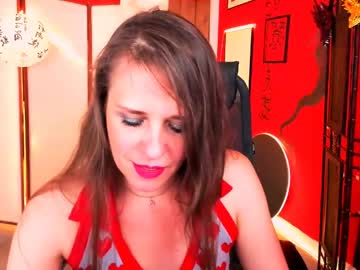 Emiliabedy Chaturbate stream image from May 04, 2026