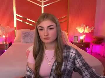 Lolly_Rosee Chaturbate stream image from May 04, 2026