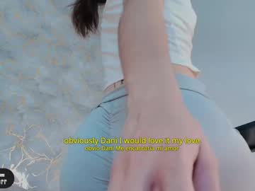 Mia_Luxor Chaturbate stream image from May 04, 2026