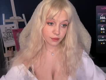 Sweetcheecksmolly Chaturbate stream image from May 04, 2026