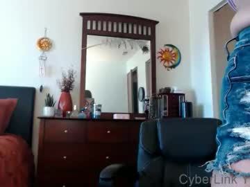 Darlingd77 Chaturbate stream image from May 04, 2026