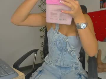 Emily__Dee Chaturbate stream image from May 04, 2026