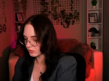 Florence_Barker Chaturbate stream image from May 04, 2026