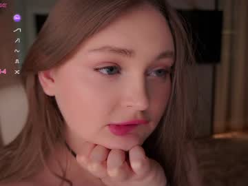 Suckdolluxe Chaturbate stream image from May 04, 2026