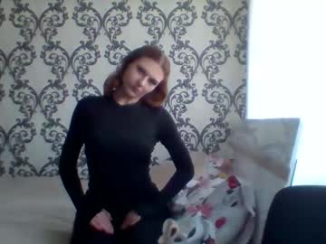 Beverlyhunter Chaturbate stream image from May 04, 2026