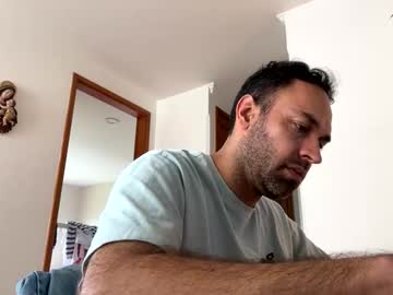Dilfofthenextdoor42 Chaturbate stream image from May 04, 2026
