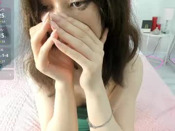 Novaaskyy Chaturbate stream image from May 04, 2026
