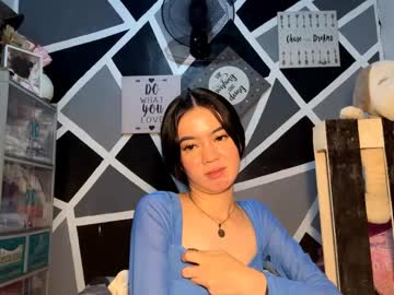 Josephinewilbert Chaturbate stream image from May 04, 2026