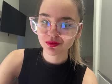 Peachy_Keens Chaturbate stream image from May 04, 2026