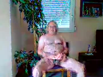 Pluchet Chaturbate stream image from May 04, 2026