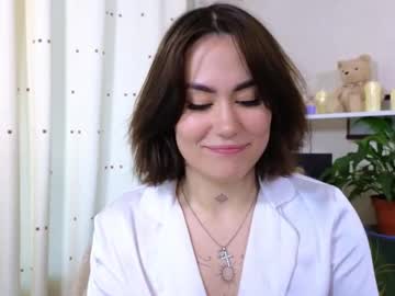 Viktoriamoore Chaturbate stream image from May 04, 2026