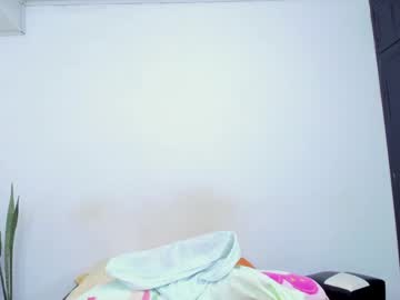 Camilaa_Foxxx Chaturbate stream image from May 04, 2026