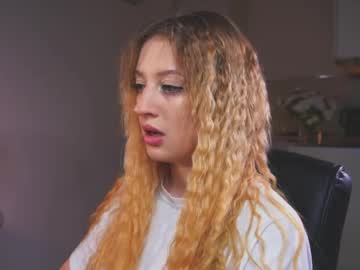Delicaty Chaturbate stream image from May 04, 2026