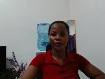 Khaleesi7777777 Chaturbate stream image from May 04, 2026