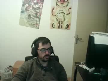 Romainb72 Chaturbate stream image from May 04, 2026