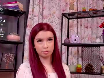 Sophieraee Chaturbate stream image from May 04, 2026