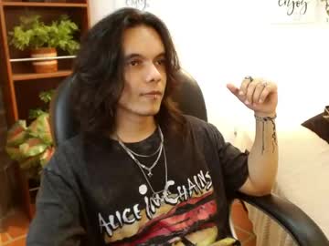 Crow_John Chaturbate stream image from May 04, 2026