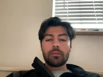 Golden_Nightboy Chaturbate stream image from May 04, 2026