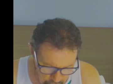 Alphablue_Wolf1295 Chaturbate stream image from May 04, 2026
