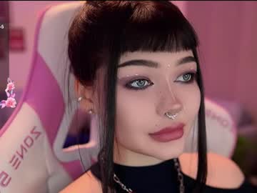 Babyroxynill Chaturbate stream image from May 04, 2026
