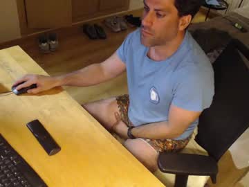 Bigcok35spain Chaturbate stream image from May 04, 2026