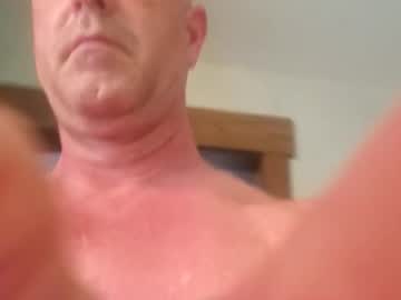 Justaskforbiga Chaturbate stream image from May 04, 2026