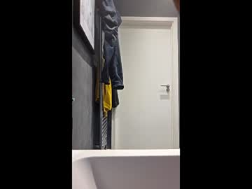 Pikul_69 Chaturbate stream image from May 04, 2026
