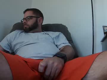 Skinnydadbod Chaturbate stream image from May 04, 2026