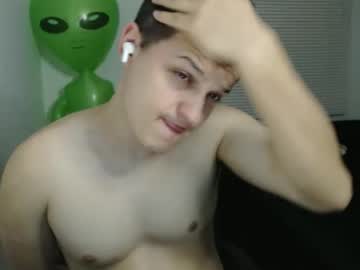 Lioncluess Chaturbate stream image from May 04, 2026