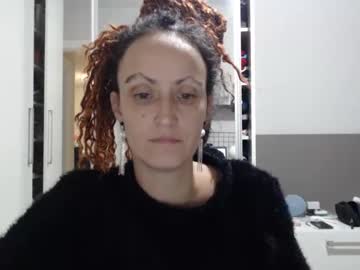 Melanie8gx4 Chaturbate stream image from May 04, 2026