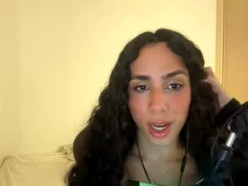 Rachelezygmont Chaturbate stream image from May 04, 2026
