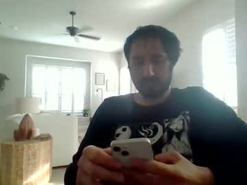 Samplenini Chaturbate stream image from May 05, 2026