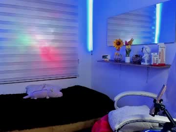 Clawdeen_Hot Chaturbate stream image from May 05, 2026
