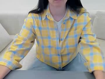Linabay2 Chaturbate stream image from May 05, 2026
