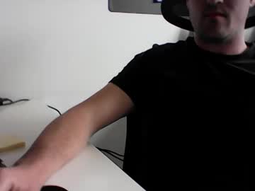 Beenee3 Chaturbate stream image from May 05, 2026