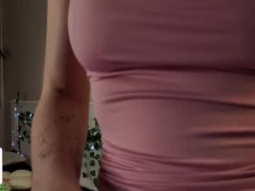 Blushinbloom Chaturbate stream image from May 05, 2026