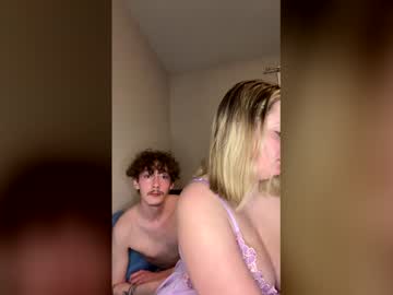 Irisrosexo1 Chaturbate stream image from May 05, 2026