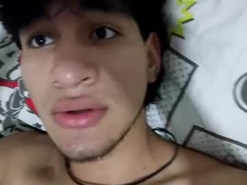 Elliotazert Chaturbate stream image from May 05, 2026