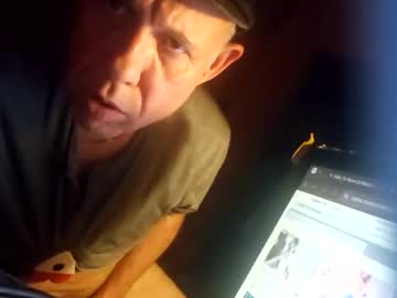 Ronnieditzy Chaturbate stream image from May 05, 2026