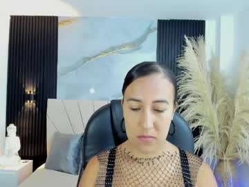 Karolain_Hills Chaturbate stream image from May 05, 2026