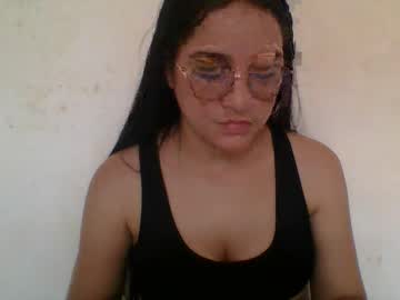 Katyhot99 Chaturbate stream image from May 05, 2026