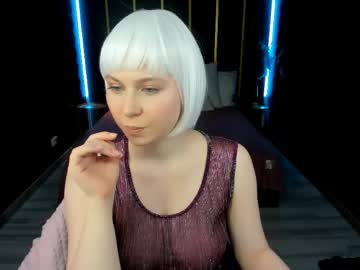 Eva_Lawrence Chaturbate stream image from May 05, 2026