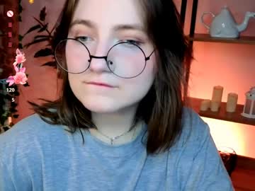 Tara_Moonlight Chaturbate stream image from May 05, 2026
