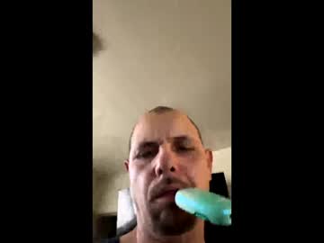 Dust_Em702 Chaturbate stream image from May 05, 2026