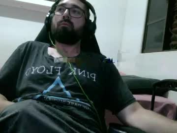 Mustacheraider Chaturbate stream image from May 05, 2026