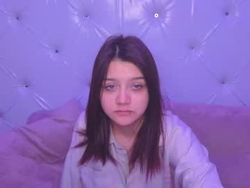 Xxxnaughtyfoxxx Chaturbate stream image from May 05, 2026
