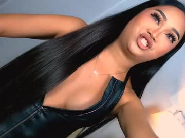Laurenfox16 Chaturbate stream image from May 05, 2026