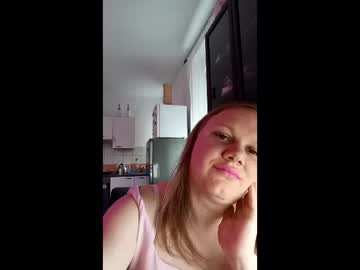 Princessemickie Chaturbate stream image from May 05, 2026